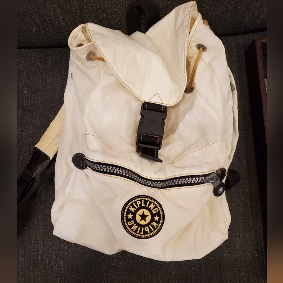 KIPLING KEEPER 17L - BACKPACK - WHITE (TLC) - Picture 4 of 9